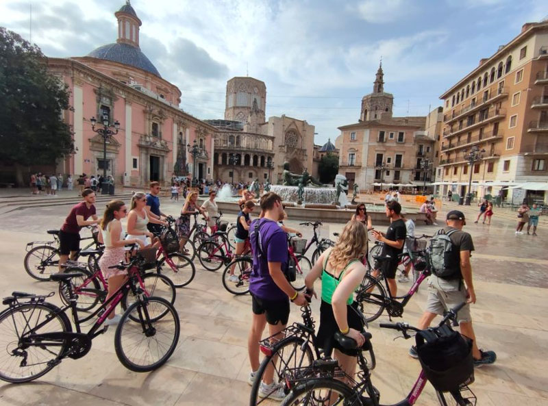 Valencia per fiets ontdekken