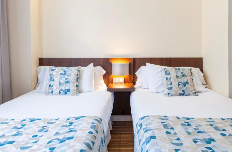 Olympia Universidades goedkoop modern hotel bij universiteit Valencia